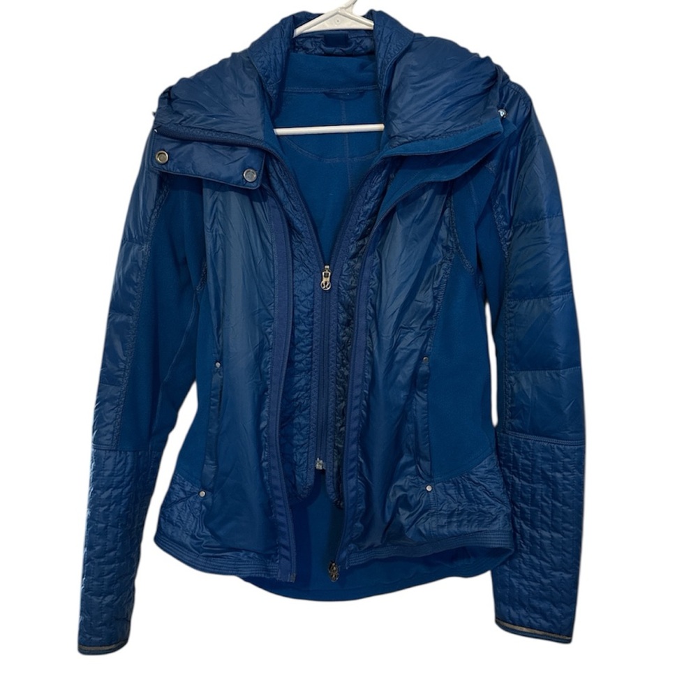 lululemon athletica Navy Blue Quilted Puffer Jacket with Hood